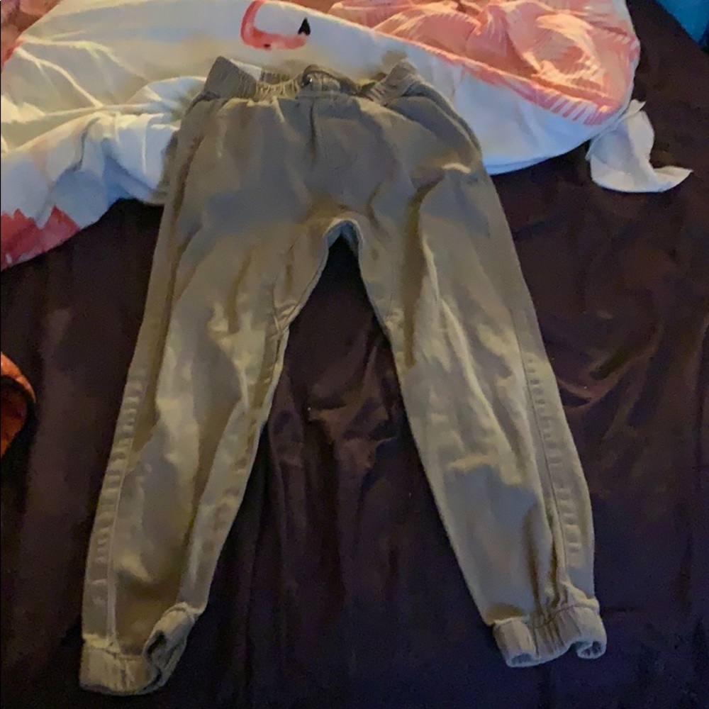 Khaki skinny pants
